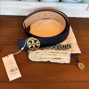 NWT Tory Burch Royal Navy/Tan Reversible Leather Belt with Gold Logo Buckle XS